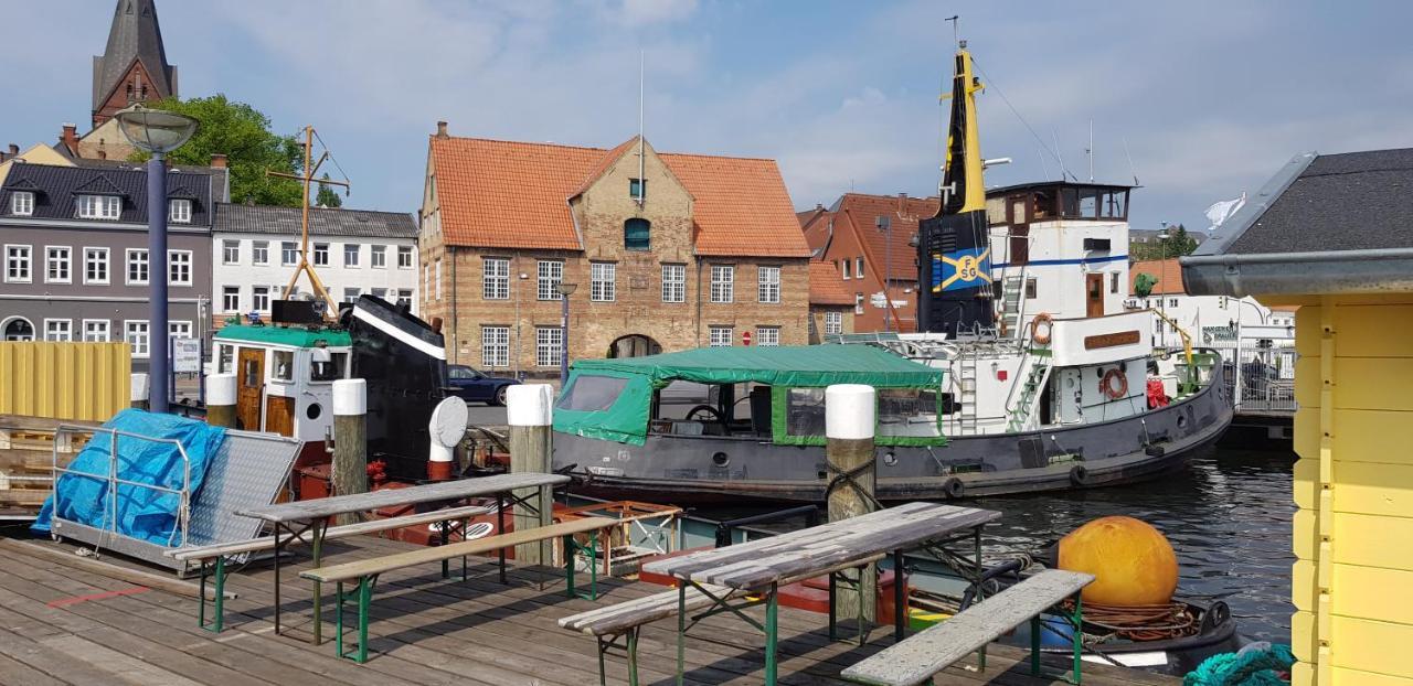 Kapitainskoje Direkt Am Hafen Flensburgs公寓 外观 照片